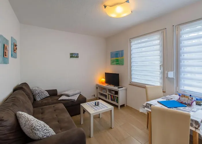 Ferienhaeuser Hitthim - Plogshagen